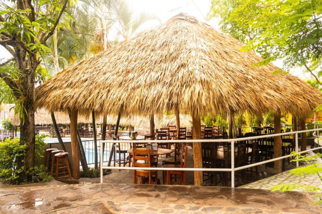 Apart Hotel Acuarious De Luis Estelí Exterior photo