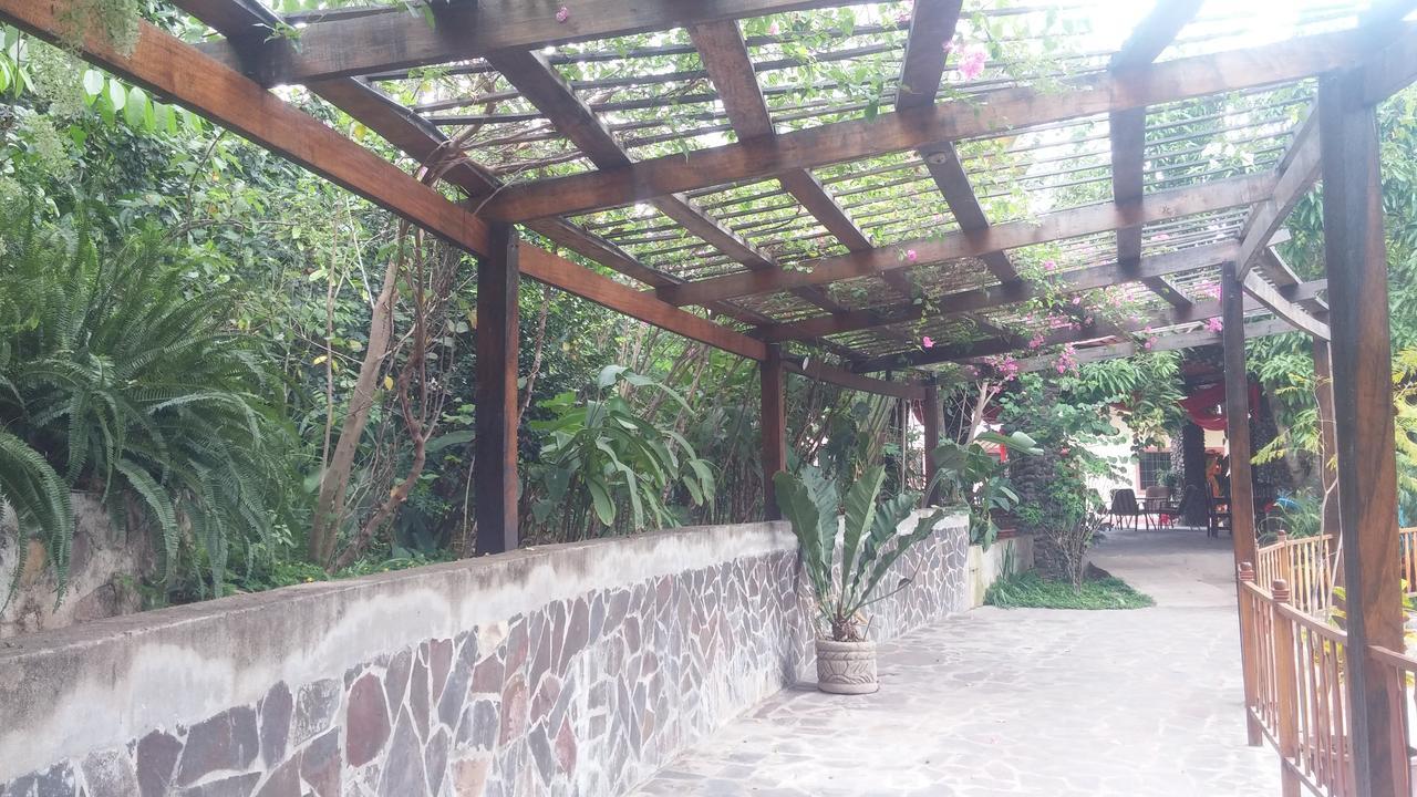 Apart Hotel Acuarious De Luis Estelí Exterior photo