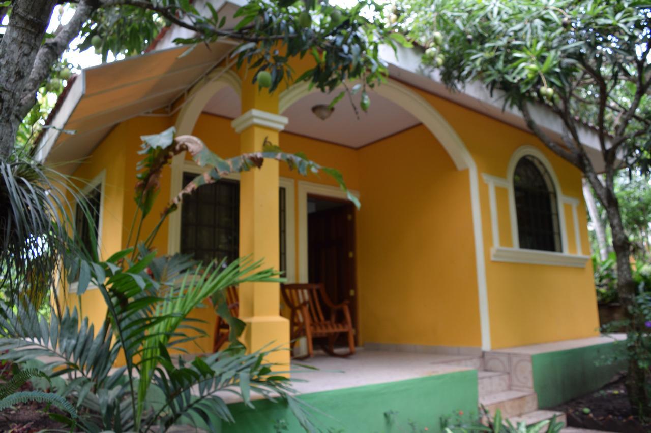 Apart Hotel Acuarious De Luis Estelí Exterior photo